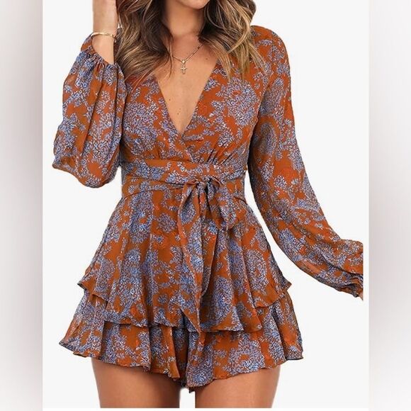Unbranded women’s floral long sleeve rust colored romper NWOT - Picture 1 of 10
